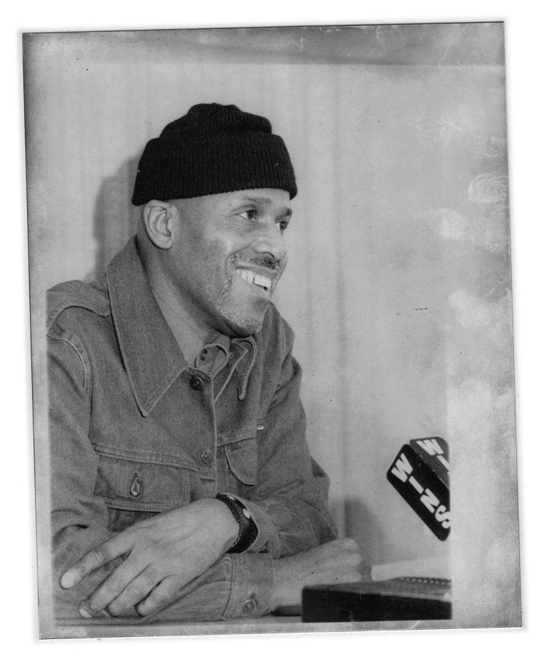 00overlooked-blh-slide-36YH-superJumbo